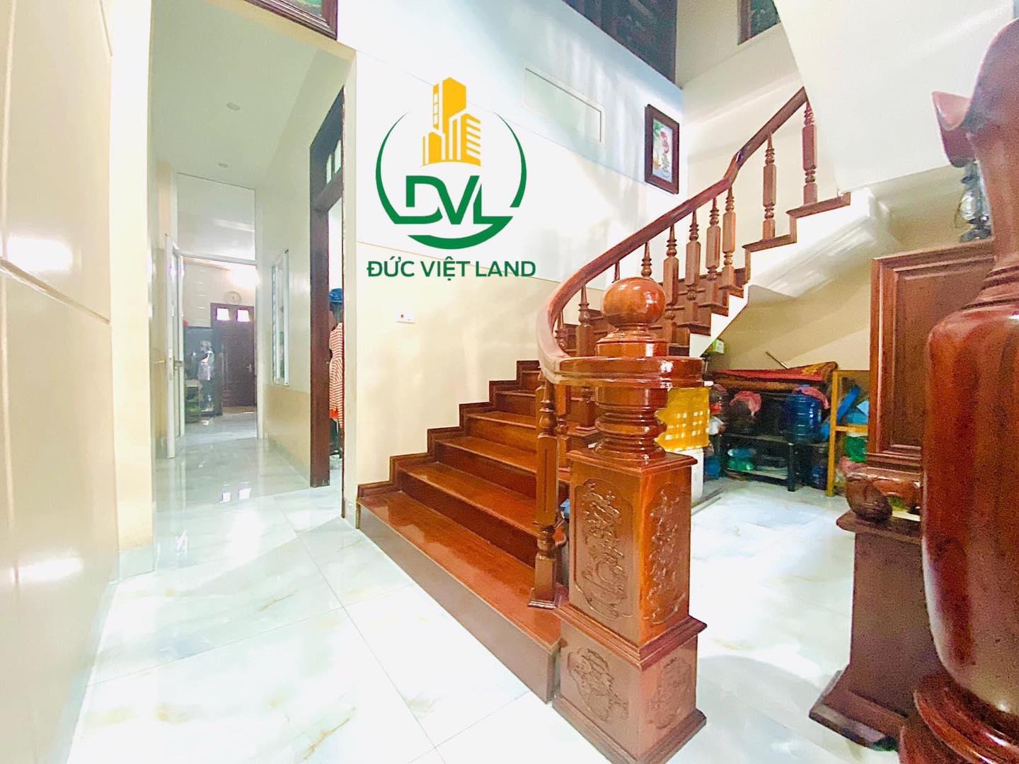 Ngôi nhà cực Vip phố đi bộ Soi Tiền, Kinh doanh